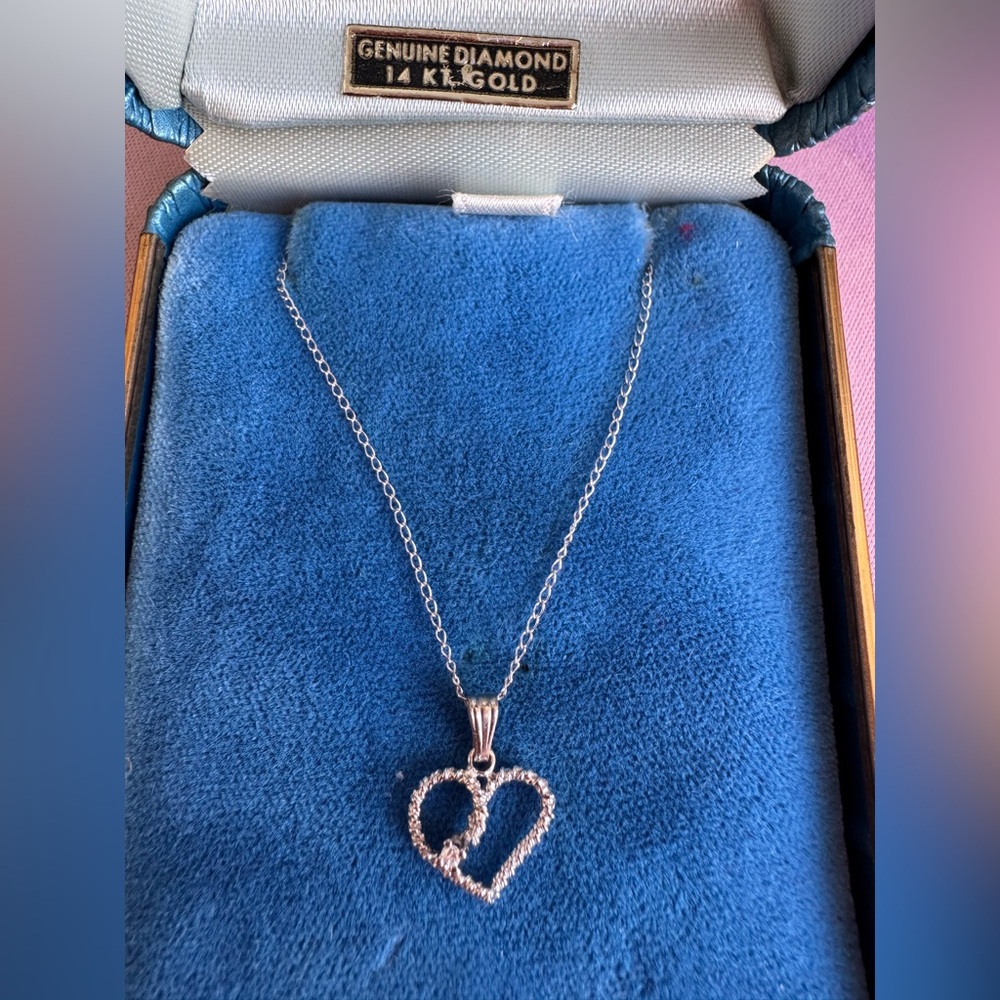 14k White Gold Necklace with Diamond Necklace (vintage)